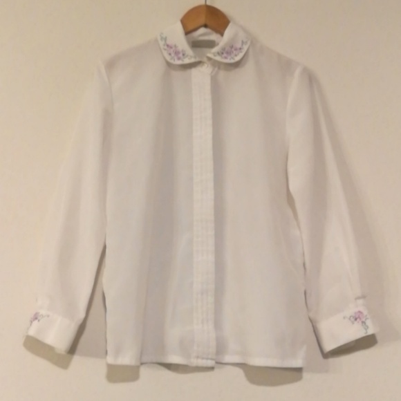 white blouse with peter pan collar
